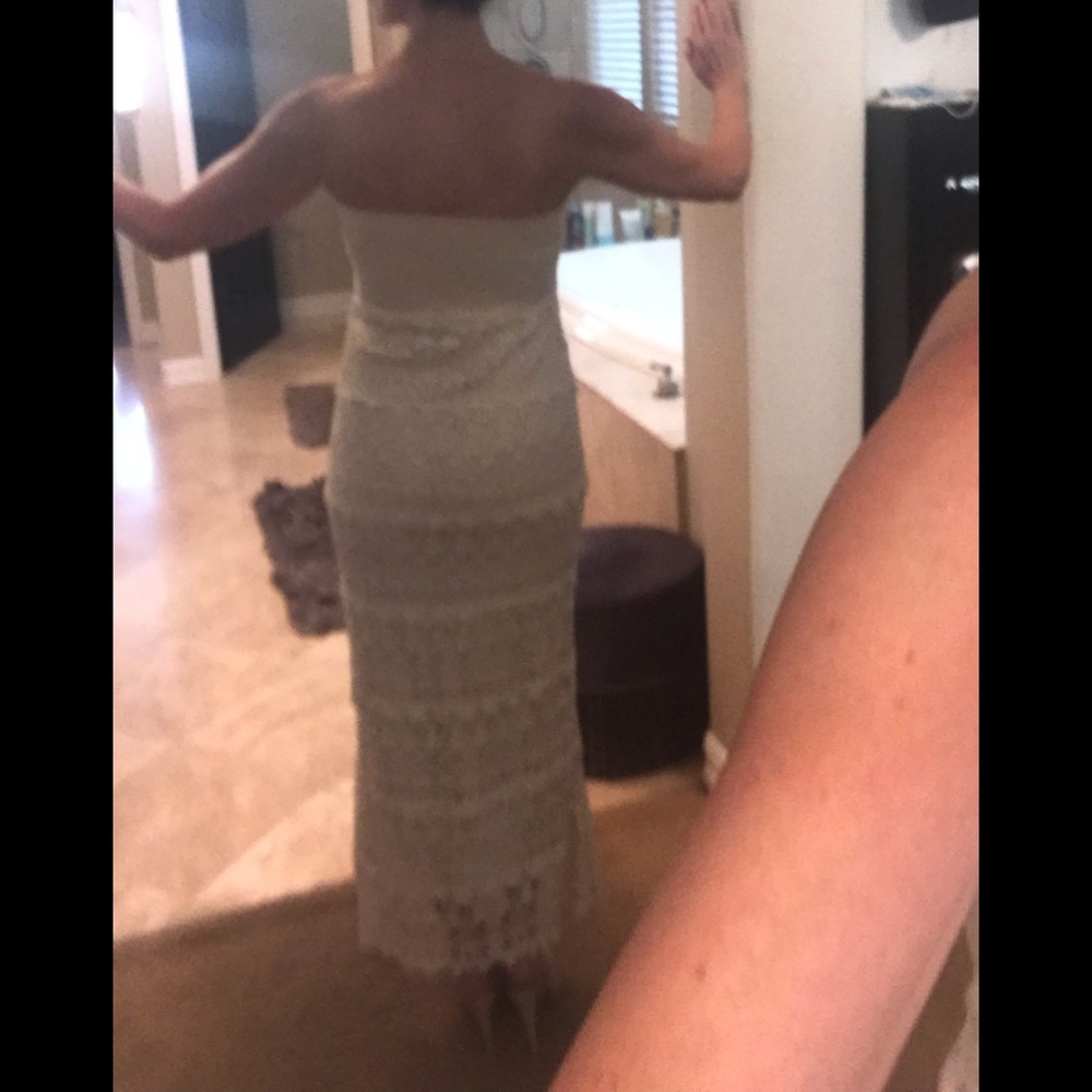 Solitaire by Ravi Khosla Ivory Crochet Lace Dress. NWOT. Size XS. - Picture 5 of 14